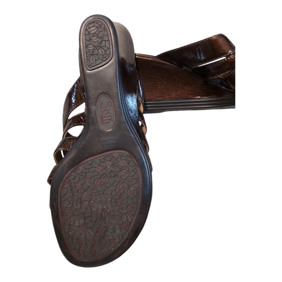 SOFFT Brown Metallic Patent Leather Wedge Sandals SZ 7M - Picture 3 of 9